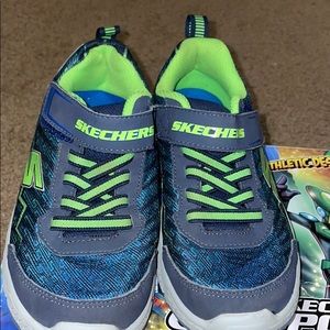 Boys Thermoflux Sketchers Size 2